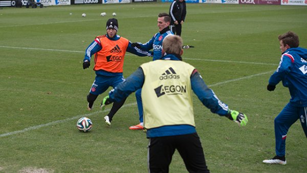 对于年轻选 对于年轻选