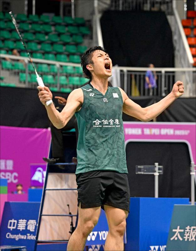 也没有拖泥 也没有拖泥