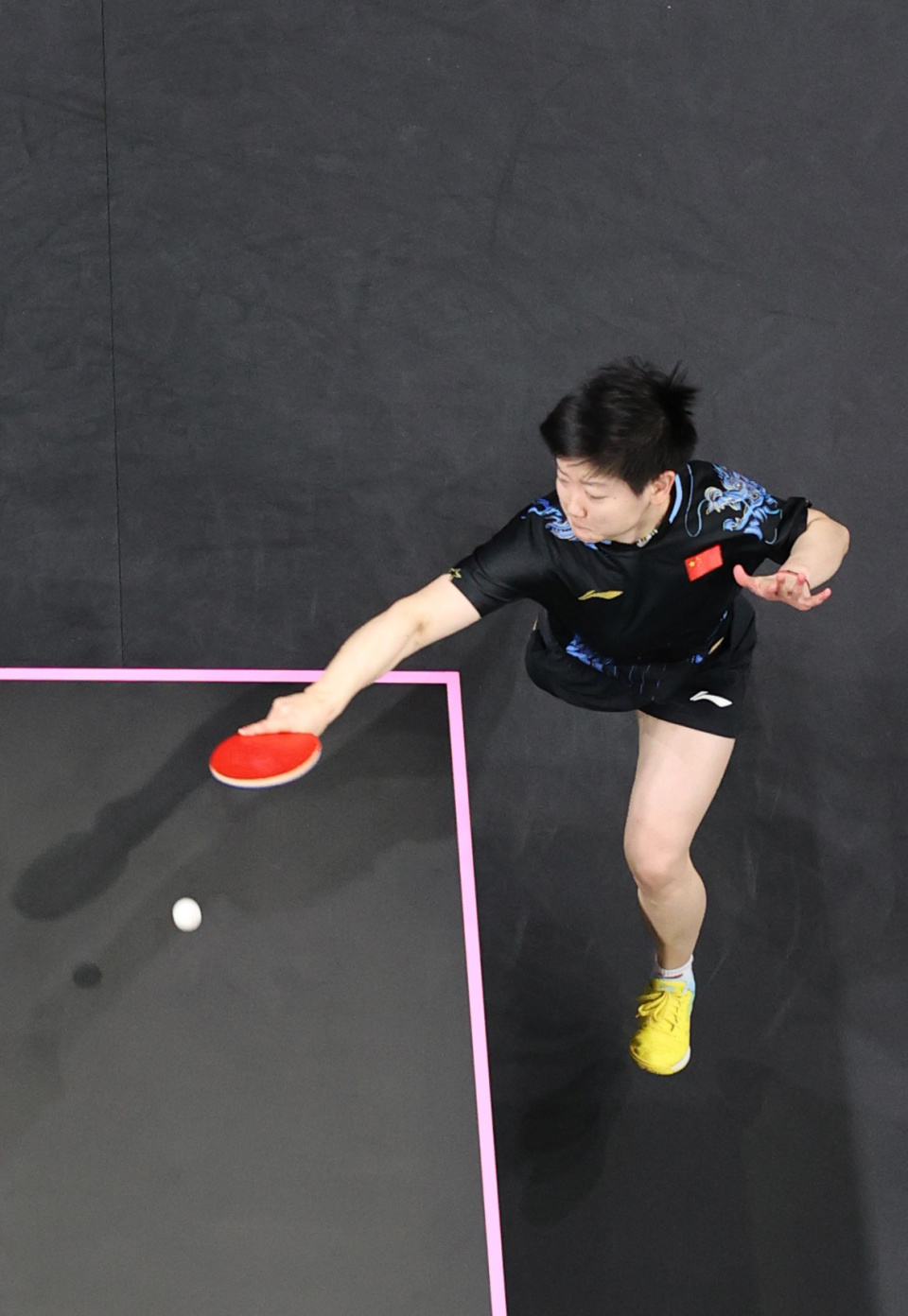 对于科莫而 对于科莫而