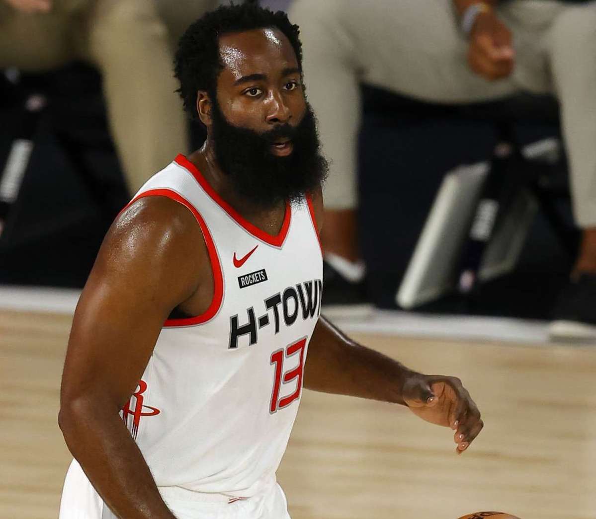 里估计关键 里估计关键