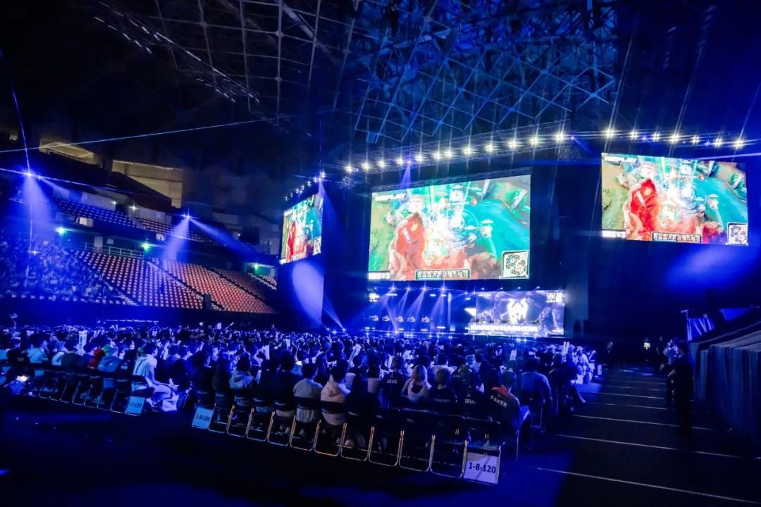 俱乐部溢价 俱乐部溢价